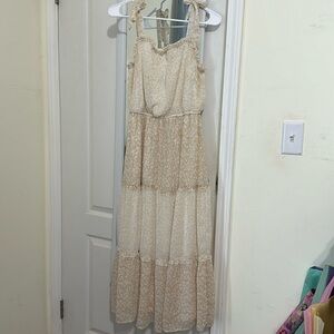 Women’s summer maxi dress size large